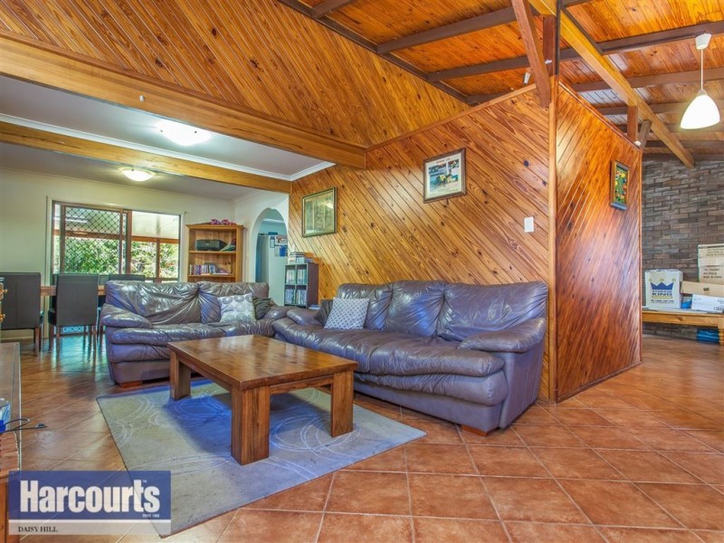 107 Springwood Road, Springwood QLD 4127