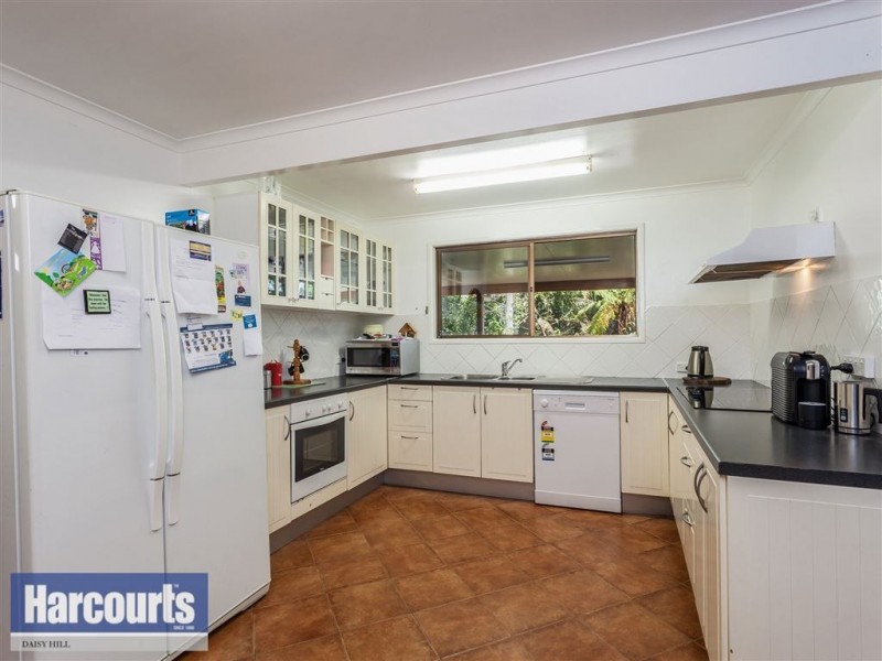 107 Springwood Road, Springwood QLD 4127