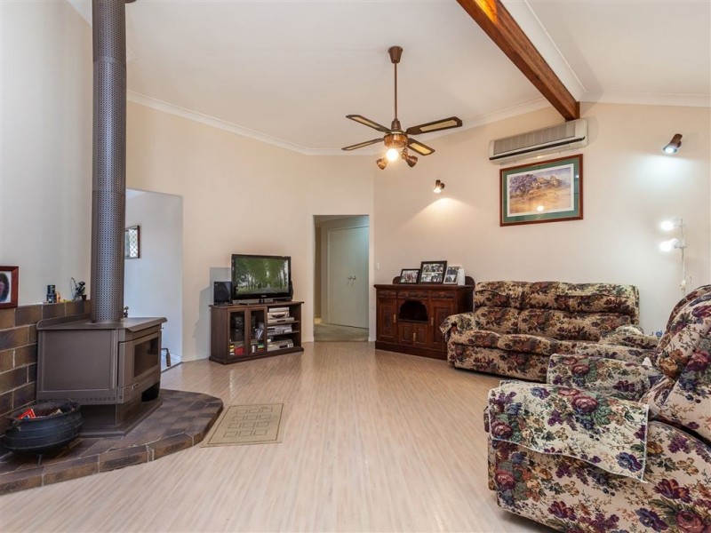8 Almira Street, Shailer Park QLD 4128