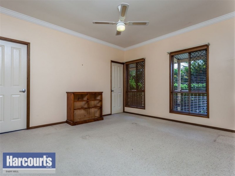 10 Oppermann, Meadowbrook QLD 4131
