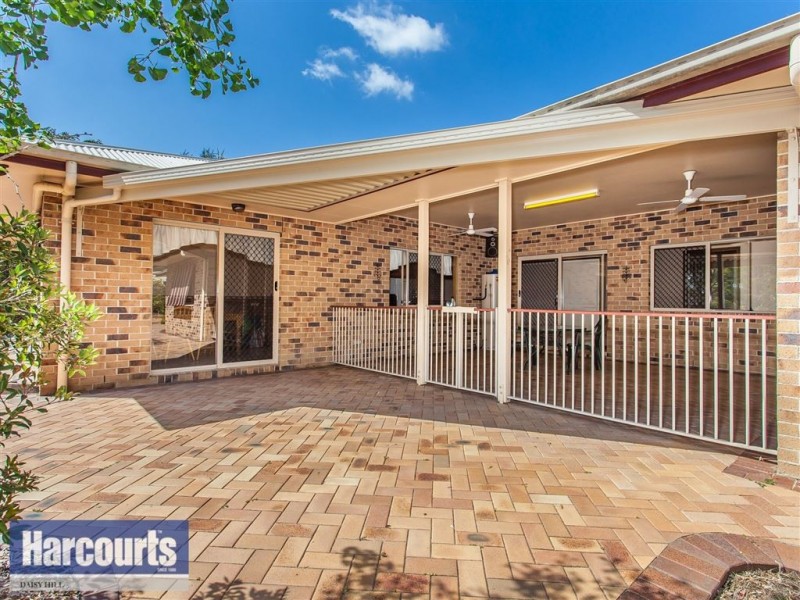 10 Oppermann, Meadowbrook QLD 4131