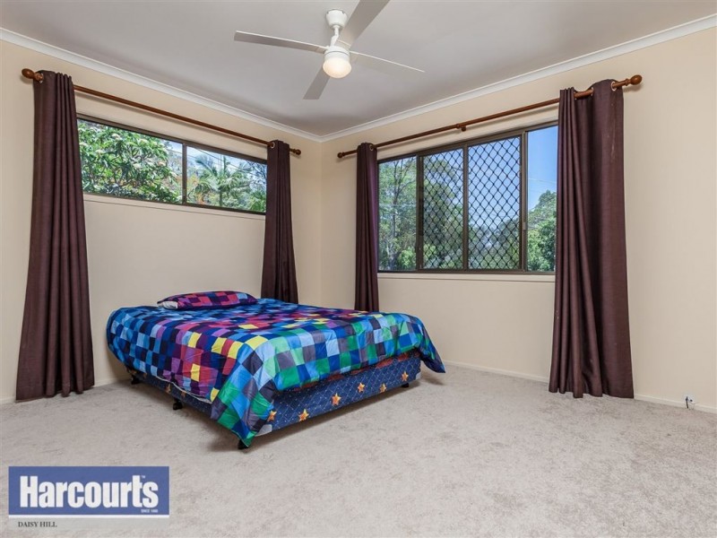 30 Leslie Parade, Slacks Creek QLD 4127