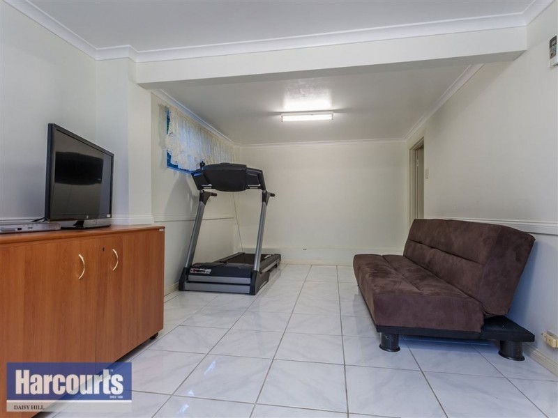 24 Coolcrest Street, Daisy Hill QLD 4127