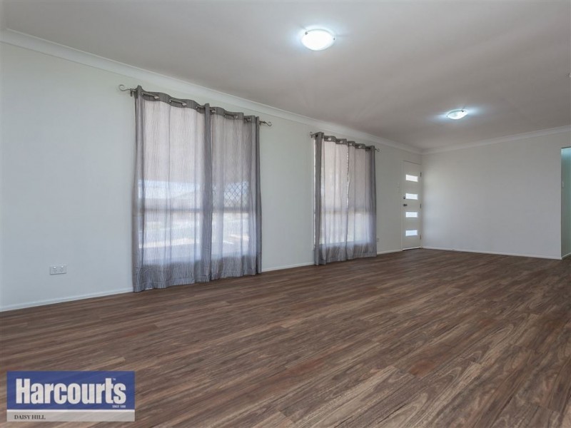 4 Oxley Circuit, Daisy Hill QLD 4127