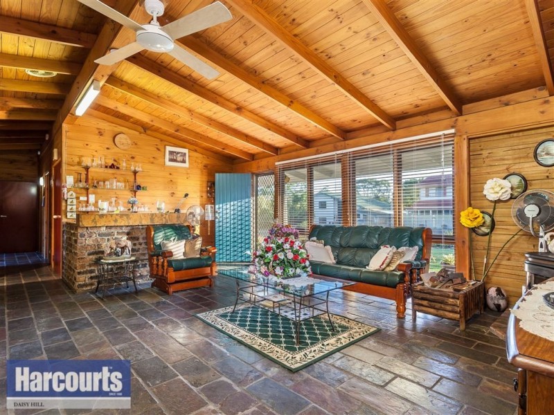 8 Doretta Street, Shailer Park QLD 4128