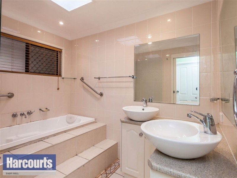 29 Osanna Street, Daisy Hill QLD 4127