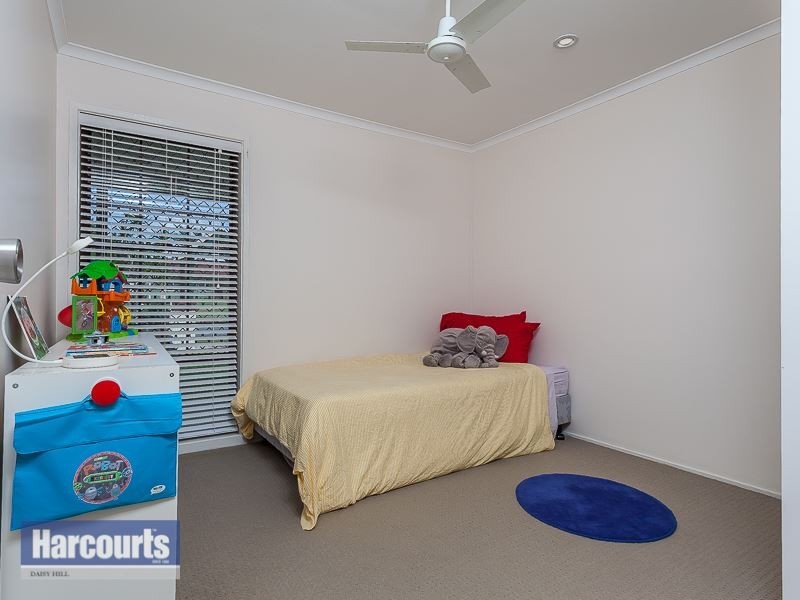 10 Village Drive, Daisy Hill QLD 4127