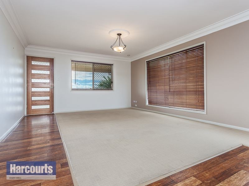 3 Buckley Street, Edens Landing QLD 4207