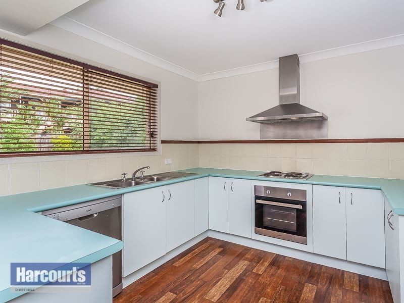 3 Buckley Street, Edens Landing QLD 4207