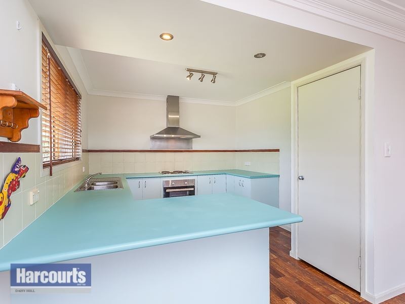 3 Buckley Street, Edens Landing QLD 4207