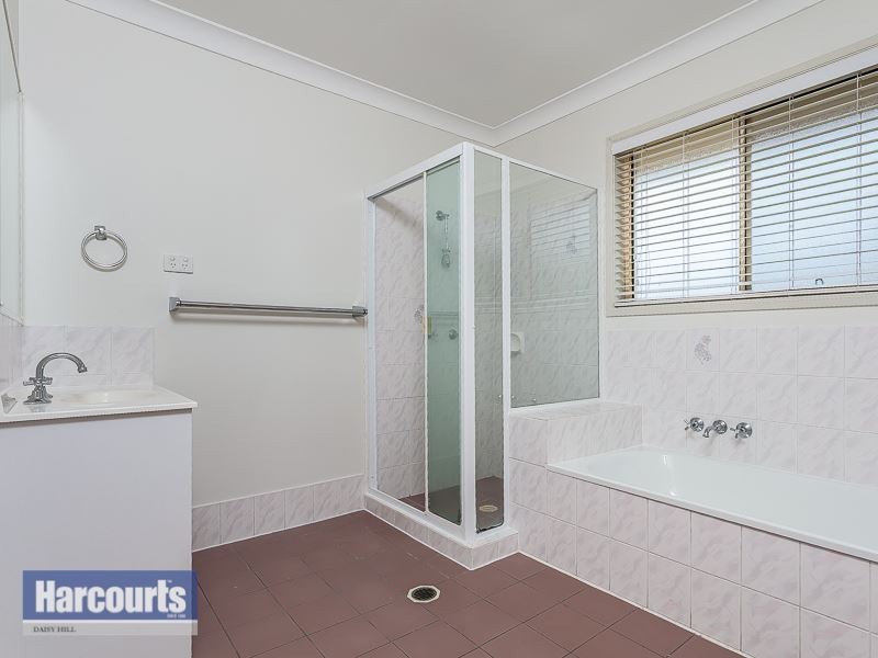 3 Buckley Street, Edens Landing QLD 4207