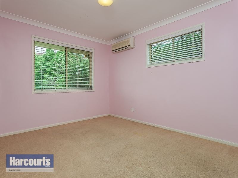 3 Buckley Street, Edens Landing QLD 4207