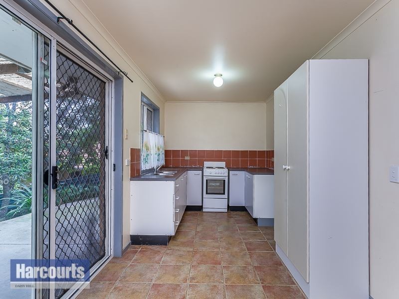 17 Overland Drive, Edens Landing QLD 4207