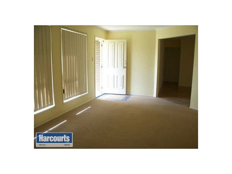 53 Edenlea Dr, Meadowbrook QLD 4131