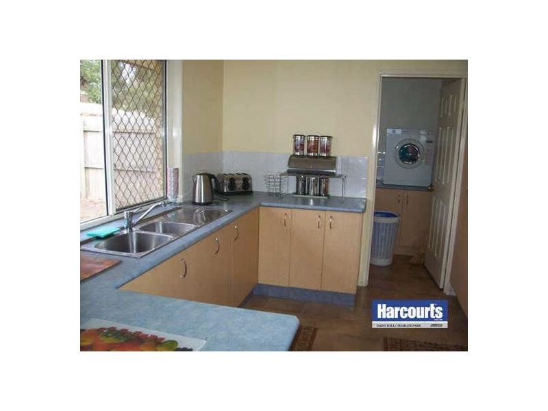 53 Edenlea Dr, Meadowbrook QLD 4131