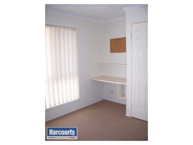 53 Edenlea Dr, Meadowbrook QLD 4131