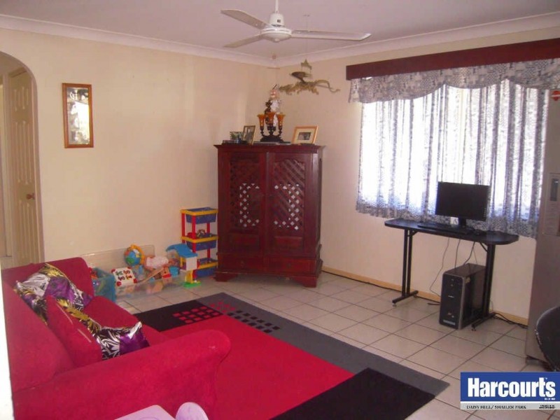 10A Oleander St, Daisy Hill QLD 4127