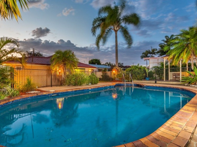 11 Achilles Drive, Springwood QLD 4127
