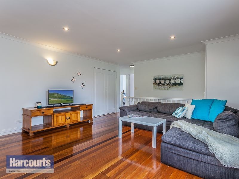 2 Clivia Crescent, Daisy Hill QLD 4127