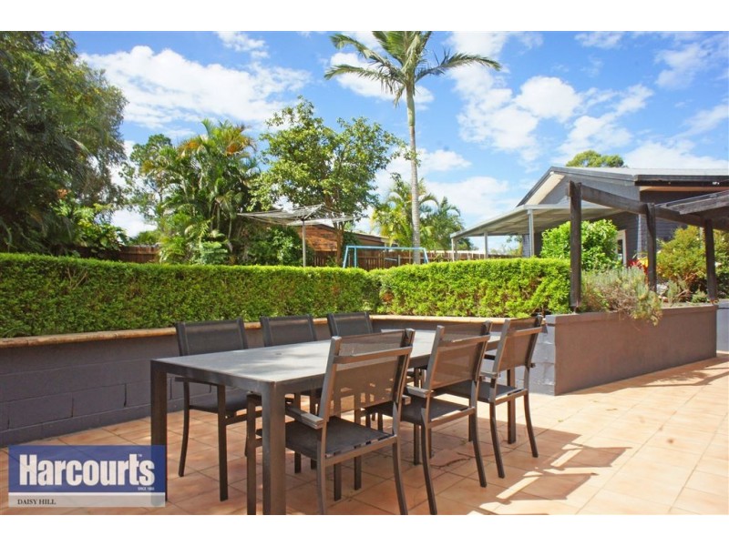 2 Clivia Crescent, Daisy Hill QLD 4127