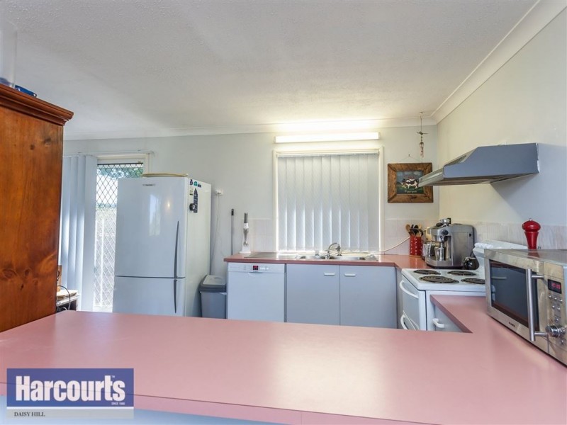 32 Leslie Pde, Slacks Creek QLD 4127