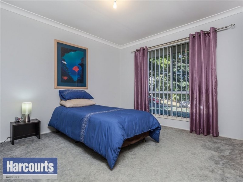 32 Leslie Pde, Slacks Creek QLD 4127