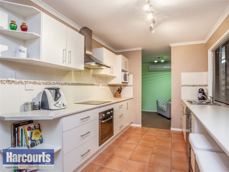 51 Achilles Drive, Springwood QLD 4127
