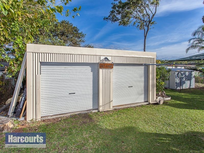 16 Ash Avenue, Woodridge QLD 4114