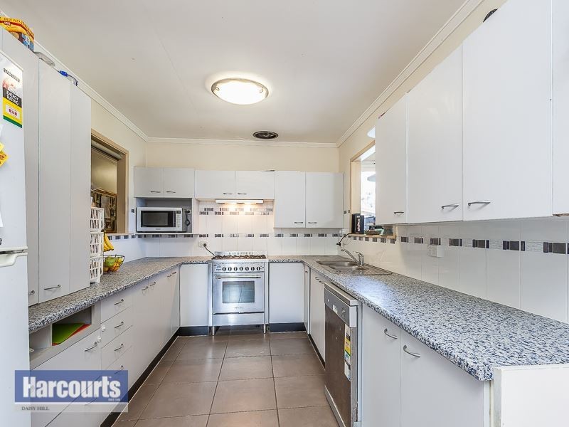 16 Ash Avenue, Woodridge QLD 4114