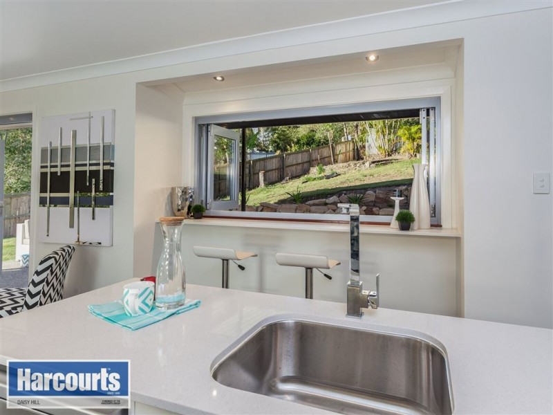 4 Lasandra Court, Shailer Park QLD 4128
