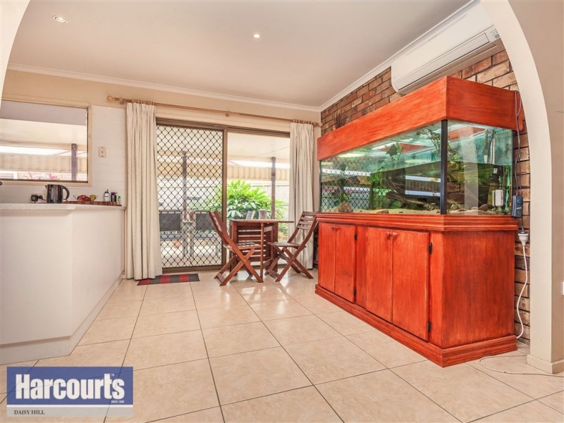 30 Village Drive, Daisy Hill QLD 4127