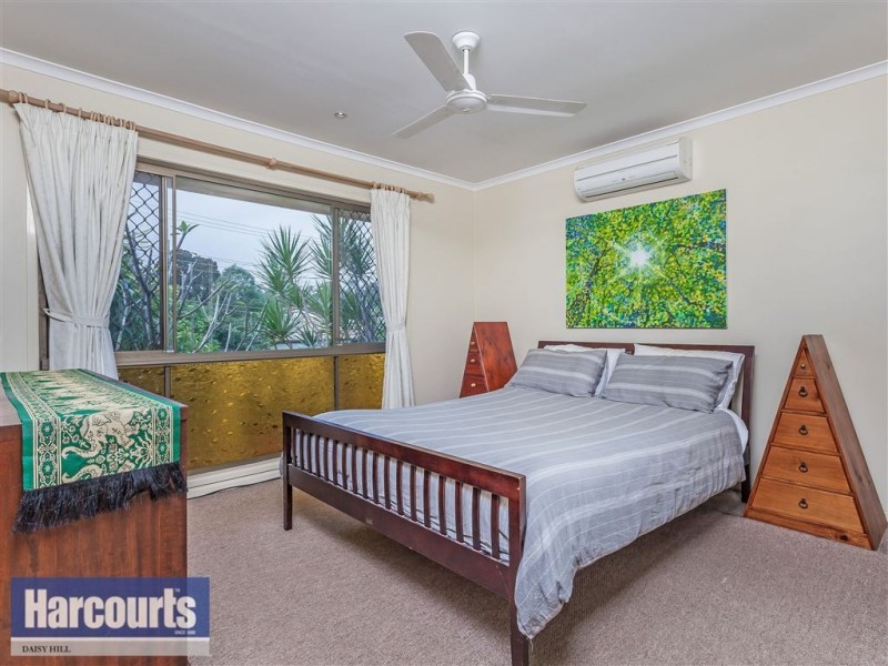 30 Village Drive, Daisy Hill QLD 4127