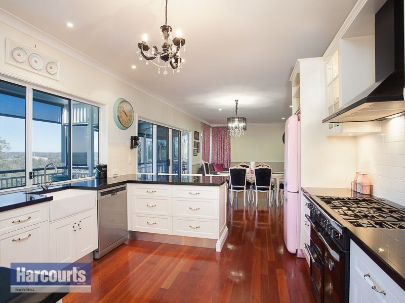 19 Range Drive, Tanah Merah QLD 4128