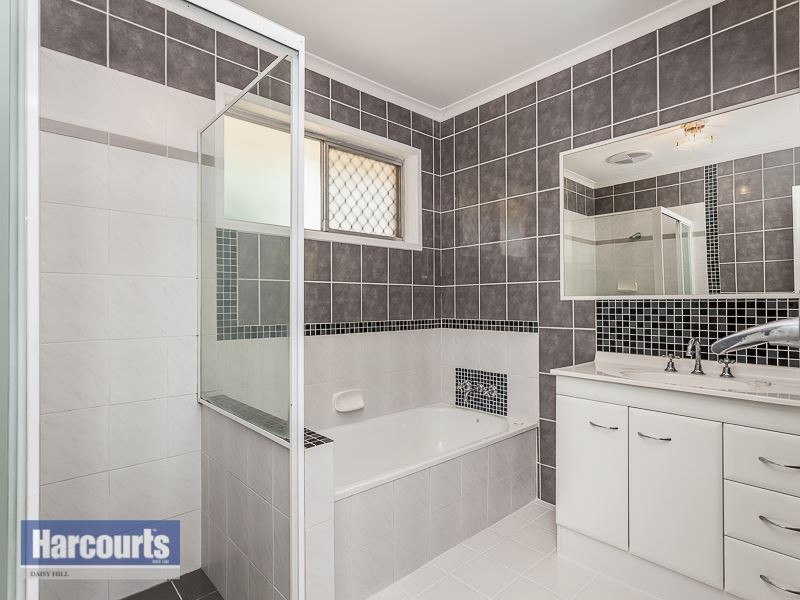 8 Marana Street, Shailer Park QLD 4128
