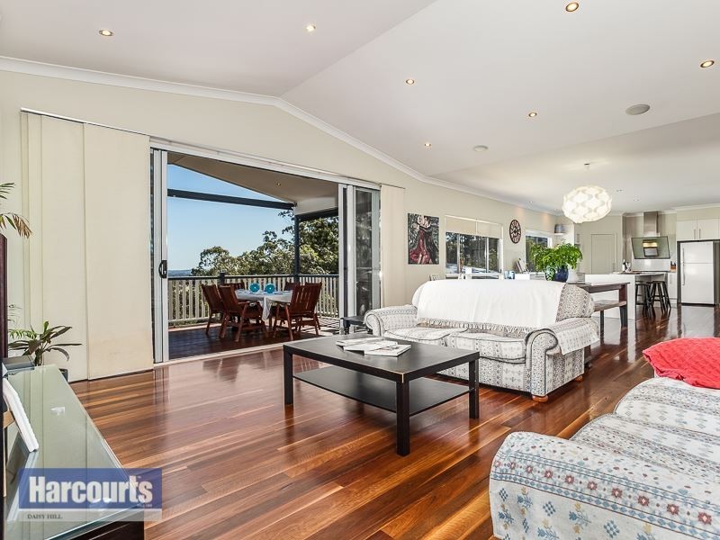 28 Range Drive, Tanah Merah QLD 4128