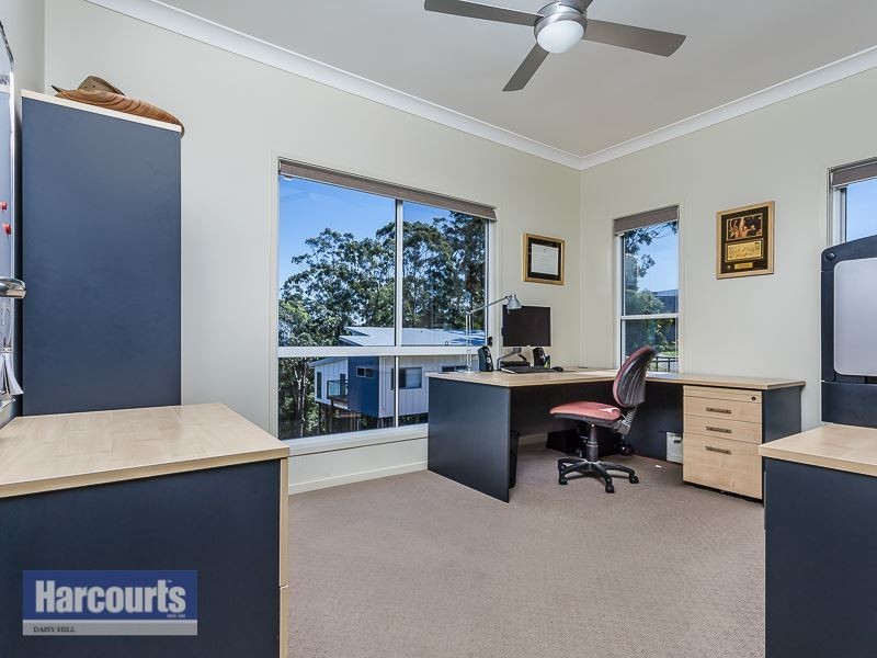 28 Range Drive, Tanah Merah QLD 4128