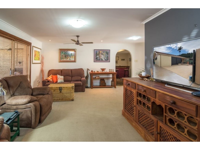 75 Jardine Drive, Springwood QLD 4127