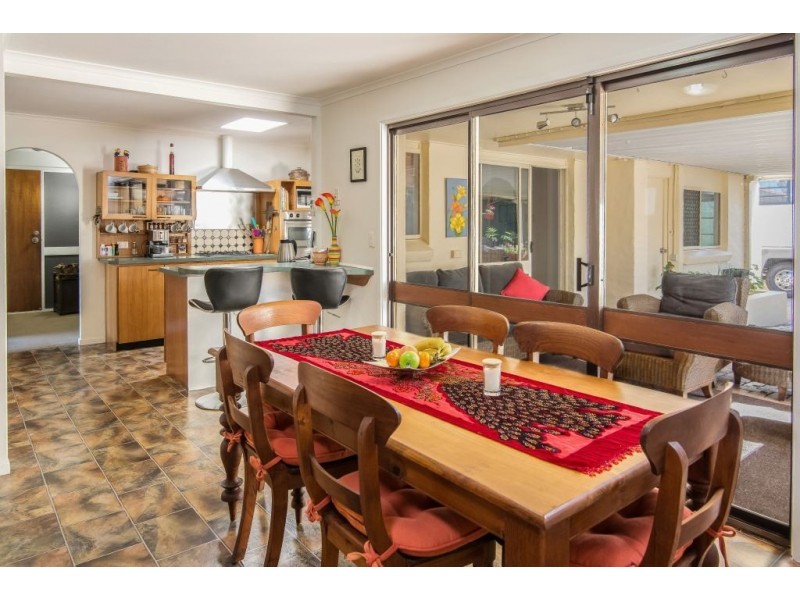 75 Jardine Drive, Springwood QLD 4127