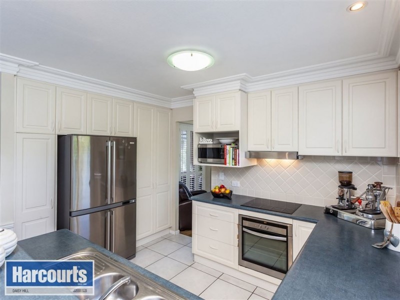 70 Yarabah Crescent, Shailer Park QLD 4128