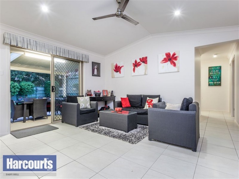 2 Farrington Court, Daisy Hill QLD 4127