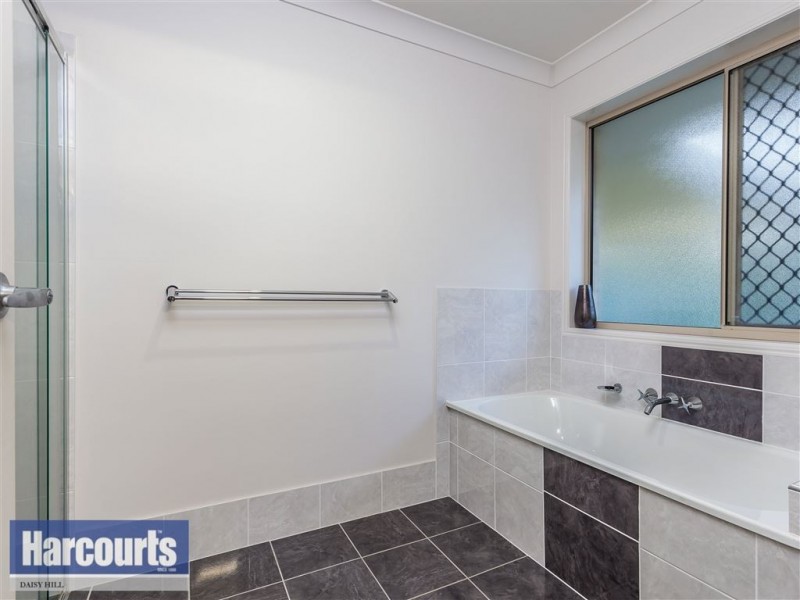 2 Farrington Court, Daisy Hill QLD 4127