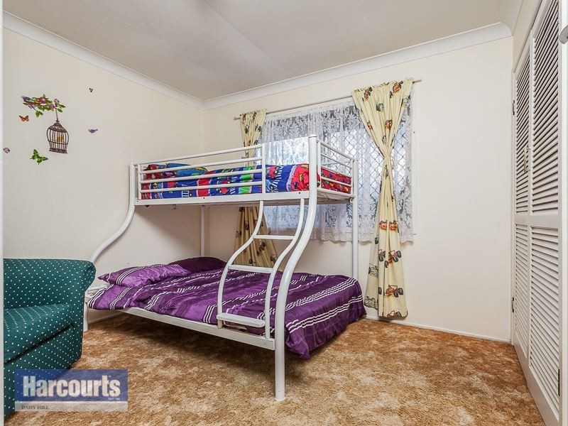 22 Woodlands Drive, Rochedale South QLD 4123