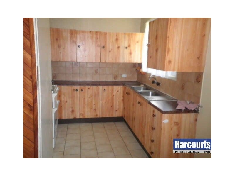 30  Anchusa St, Kingston QLD 4114