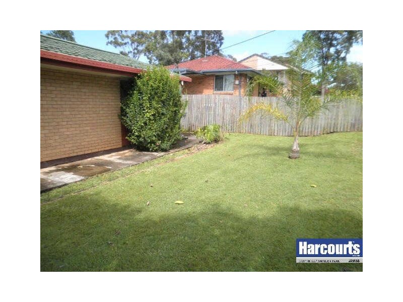 30  Anchusa St, Kingston QLD 4114