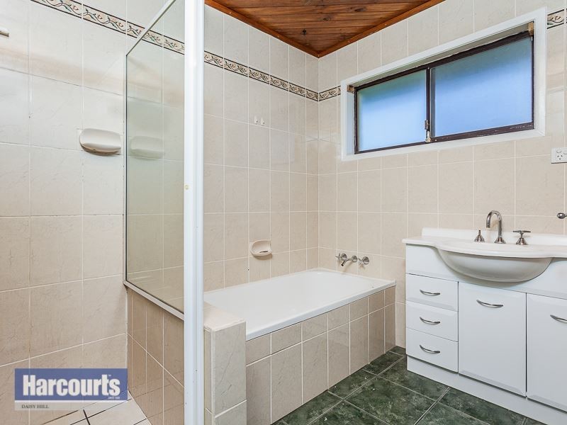 8 Lowanna Street, Slacks Creek QLD 4127