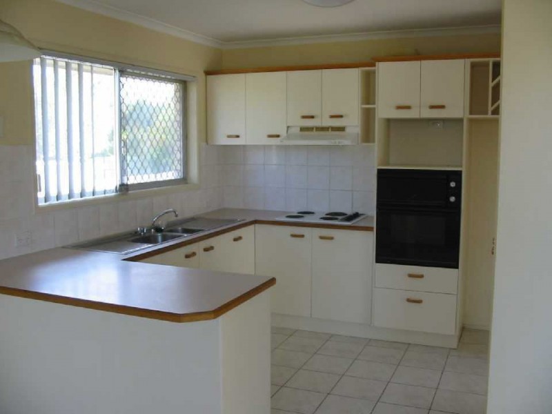 1 Springfield Crescent, Daisy Hill QLD 4127