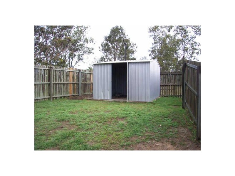 11 Lyrebird St, Loganlea QLD 4131
