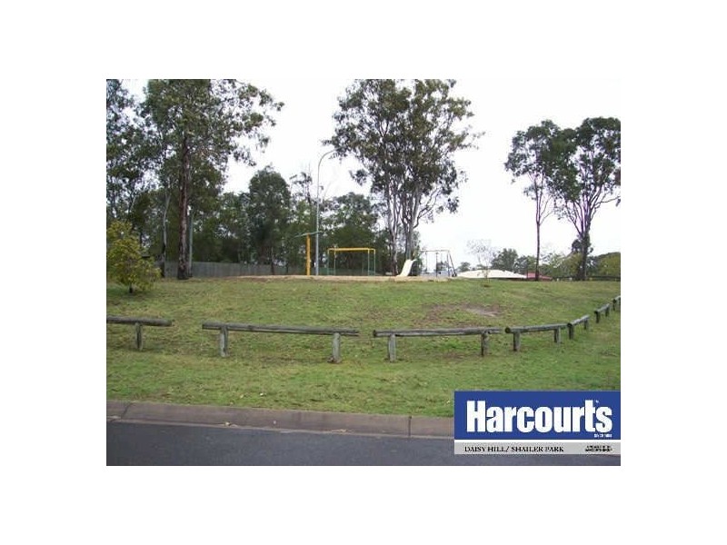 11 Lyrebird St, Loganlea QLD 4131