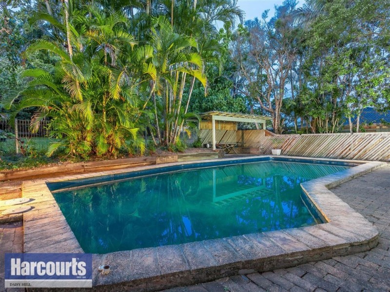 21 Parkway Road, Daisy Hill QLD 4127
