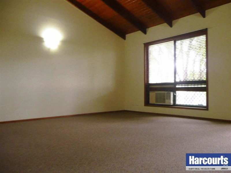 2/402 Chatswood Rd, Shailer Park QLD 4128